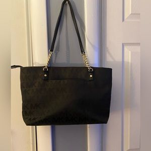 Michael kors tote